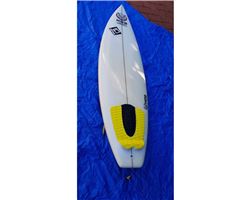 Hog Custom Thruster Performance Square Tail 5' 10" surfing shortboards (under 7')