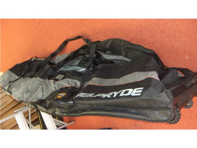 Neil Pryde Rsx Travel Bag  Good For 520/2  Two Piec