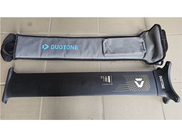 2024 Duotone Dlab Aero Slim 82Cm Carbon Mast - 82 cm