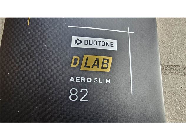 2024 Duotone Dlab Aero Slim 82Cm Carbon Mast - 82 cm