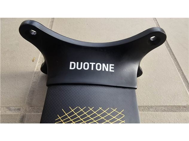 2024 Duotone Dlab Aero Slim 82Cm Carbon Mast - 82 cm