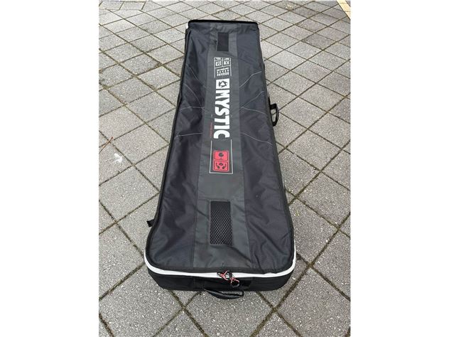 Mystic 5'8 Matrix Square Boardbag