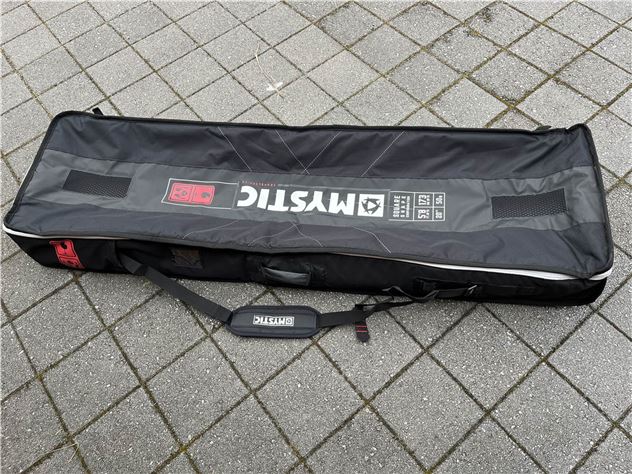 Mystic 5'8 Matrix Square Boardbag