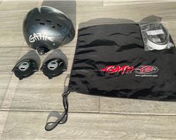  Gath Surf Helmet, Size M + Fins windsurfing accessorie