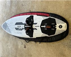 Quatro Power 105 litre 229 cm windsurfing board