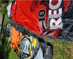 Ozone Reo 8 metre kiteboarding kite