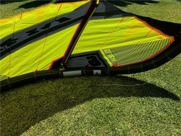 2018 Naish Slash - 6 metre