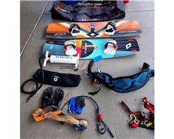  Various kitesurfing accessorie