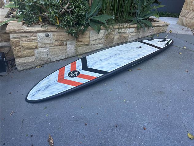 2021 Infinity New Deal Carbon - 10' 0", 27 inches