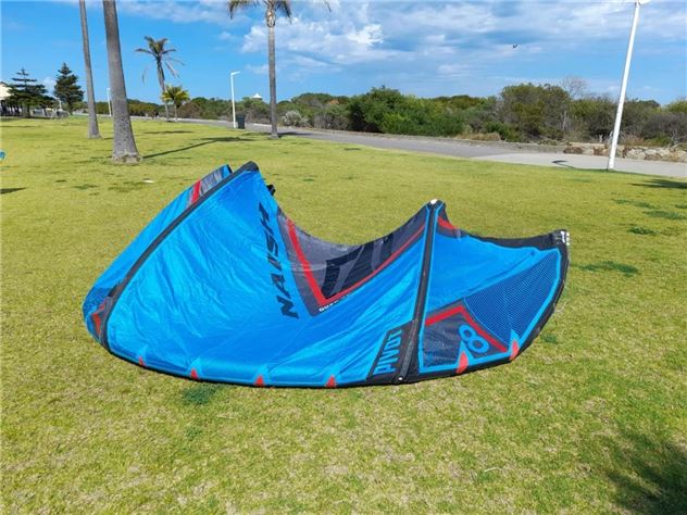 2018 Naish Pivot - 8 metre