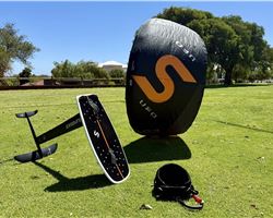 Slingshot Ufo V3 / Joystick Bar / Air Box Pump 3 metre kitesurfing kite