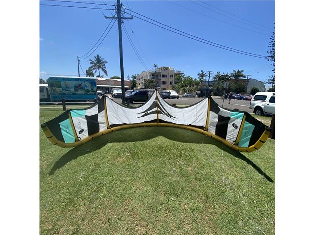 2024 Naish Psycho Nvision - 12 metre