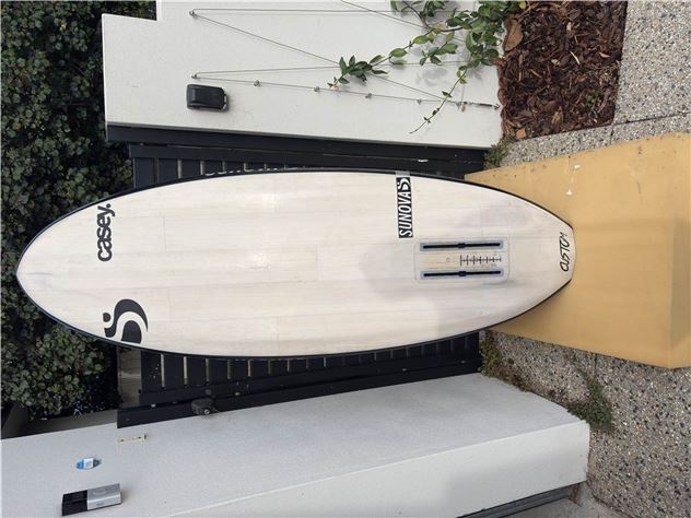 Sunova Custom - 6' 1", 83 Litres