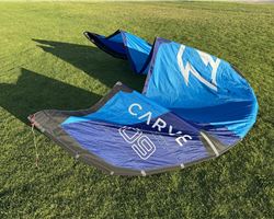 North Carve 9M Plus Navigator Bar (Like New) 9 metre kitesurfing kite