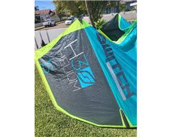 Switch Kites H3 Helium 16 metre kiteboarding kite