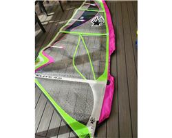 Ezzy Sails Elite 4 metre windsurfing sail