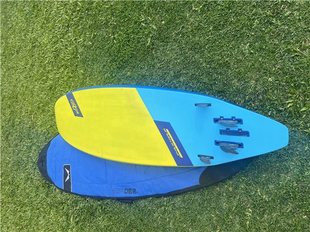 2022 JP Australia Ultimate Wave Pro - 224 cm, 87 litres