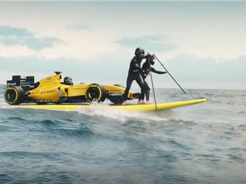 Renault F1 Team choose SUP! - Stand Up Paddle News