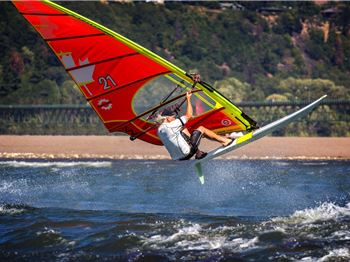 Tectonics Maui Fins comes to Windsurf Systems - Windsurfing News