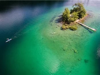 Gorgeous Stand Up Paddling Conditions On Lake Eibsee - Stand Up Paddle News