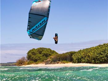 Listen to the Watersports Legend: Robby Naish. - Kitesurfing News