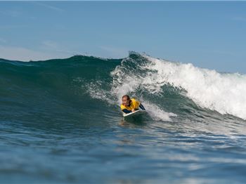 Team Australia Claim Gold Medals at World Championship - Surfing News