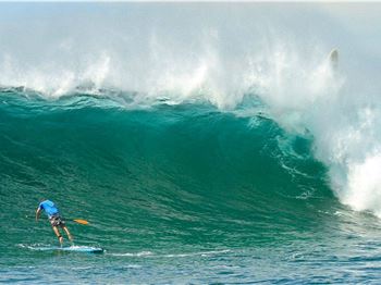 How to handle whitewater on your SUP