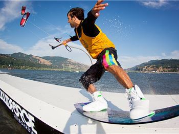 Wakestyle riders lay it down at the Ro-Sham-Throwdown - Kitesurfing News