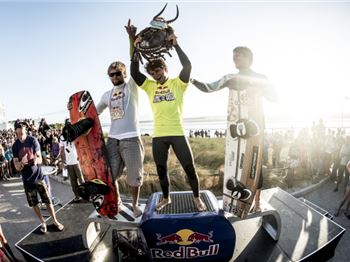 Huge boosting wows the South Africans at the King of the Air - Kitesurfing News