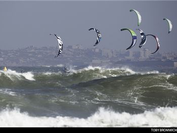 Surf Racing in Pingtan, China - Battle of the kite? - Kitesurfing News