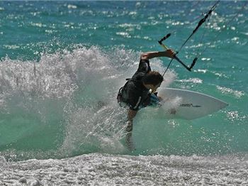 Right of Way Rules - Kitesurfing Articles