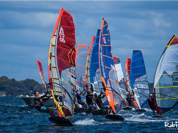 Steve Allens wins the 2015 Downunder Pro - Windsurfing News