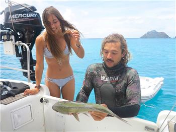 Spearfishing on Redonda Island with Elayna and Riley - Fishing News